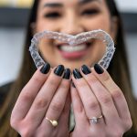 How to Choose the Right Invisalign Dentist for Your Smile_FI