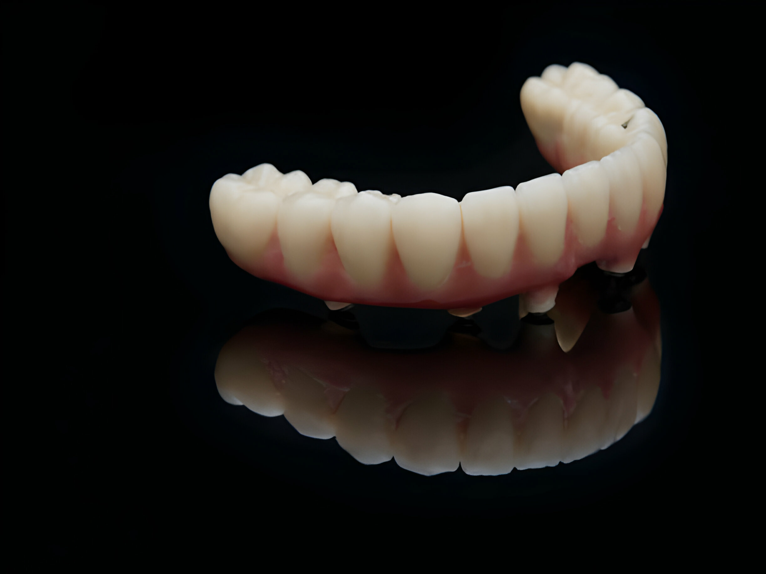 Enhance Your Smile and Oral Functions With Dental Dentures_3